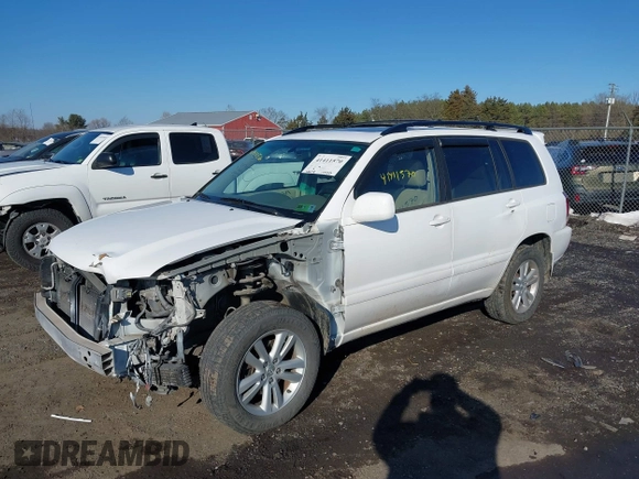 2006 Toyota Highlander Hybrid with VIN JTEEW21A960008237, listed as a IAAI auction lot 41411570 with 300,019 mi miles. Bid and sale history available at carsss.com. Image 2.