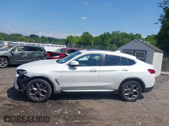 2024 BMW X4 xDrive30i with VIN 5UX33DT02R9W73855, listed as a IAAI auction lot 42712082 with 30,654 mi miles and . Bid and sale history available at DreamBid. Image 14.