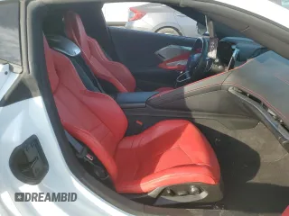 2024 Chevrolet Corvette 2LT z VIN 1G1YB2D45R5109763, wystawiony jako Copart lot #88015915 z przebiegiem 10 269 mil mil oraz Szkoda całkowita • Salvage title. Historia ofert i sprzedaży dostępna na DreamBid. Obrazek 10.