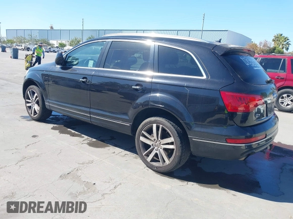 2011 Audi Q7 Prestige z VIN WA1VMAFE7BD005673, wystawiony jako IAAI lot #42223892 z przebiegiem 248 314 mil mil oraz . Historia ofert i sprzedaży dostępna na DreamBid. Obrazek 3.