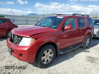 2010 Nissan Pathfinder SE z VIN 5N1AR1NB7AC620317, wystawiony jako Copart lot #57180175 z przebiegiem Nie podano mil oraz Szkoda całkowita • Salvage title. Historia ofert i sprzedaży dostępna na DreamBid. Obrazek 1.