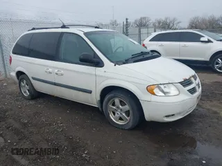 2005 Dodge Caravan SXT with VIN 1D8GP45R25B419604, listed as a IAAI auction lot 41788006 with 137,065 mi miles and . Bid and sale history available at carsss.com. Image 1.