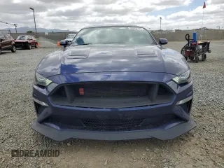 2019 Ford Mustang GT z VIN 1FA6P8CFXK5189739, wystawiony jako Copart lot #55948765 z przebiegiem 85 267 mil mil oraz Szkody całkowita. Historia ofert i sprzedaży dostępna na DreamBid. Obrazek 5.