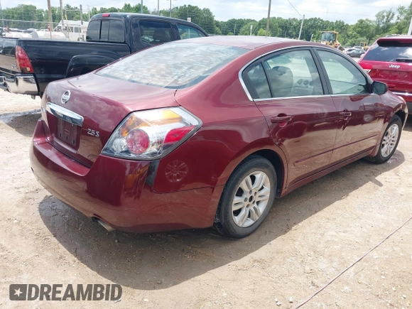 2010 Nissan Altima SL z VIN 1N4AL2AP7AN541401, wystawiony jako IAAI lot #42215234 z przebiegiem 158 649 mil mil oraz . Historia ofert i sprzedaży dostępna na DreamBid. Obrazek 4.