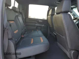 2022 GMC Sierra 3500HD AT4 z VIN 1GT49VEY6NF139511, wystawiony jako Copart lot #85117954 z przebiegiem 39 144 mil mil oraz Szkoda całkowita • Salvage title. Historia ofert i sprzedaży dostępna na DreamBid. Obrazek 10.