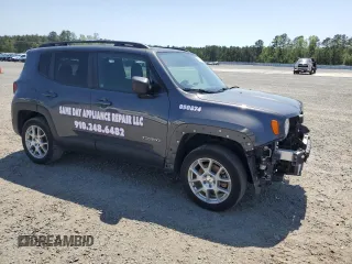 2022 Jeep Renegade Latitude with VIN ZACNJDB11NPN60155, listed as a Copart auction lot 50486635 with 140,298 mi miles and Salvage title. Bid and sale history available at DreamBid. Image 4.
