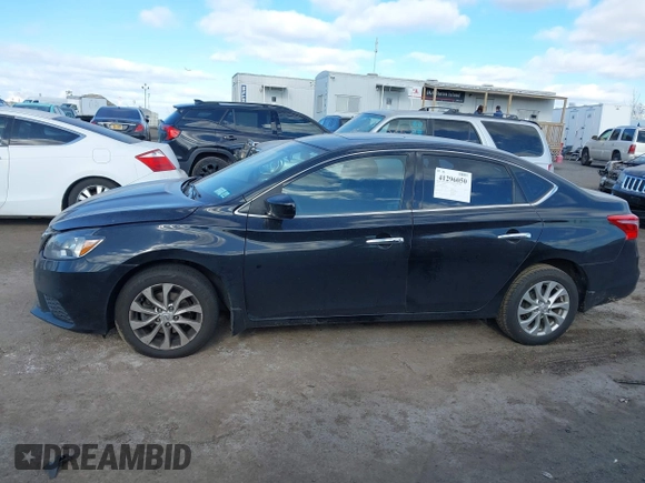 2017 Nissan Sentra S с VIN 3N1AB7APXHY377362, выставлен на аукционе IAAI как лот 41296050 с пробегом 69 683 миль миль и . История ставок и продаж доступна на DreamBid. Изображение 14.