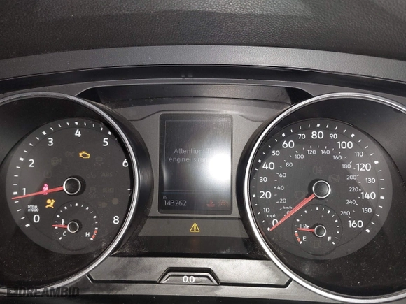 2019 Volkswagen Tiguan S with VIN 3VV0B7AX3KM075498, listed as a IAAI auction lot 41501778 with 143,262 mi miles. Bid and sale history available at carsss.com. Image 7.
