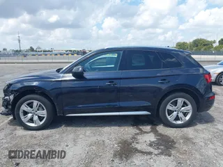 2018 Audi Q5 Premium with VIN WA1ANAFY7J2087419, listed as a IAAI auction lot 41931235 with 73,199 mi miles. Bid and sale history available at carsss.com. Image 15.