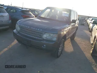 2009 Land Rover Range Rover SC z VIN SALMP13409A302003, wystawiony jako IAAI lot #42807976 z przebiegiem 181 357 mil mil oraz . Historia ofert i sprzedaży dostępna na DreamBid. Obrazek 2.