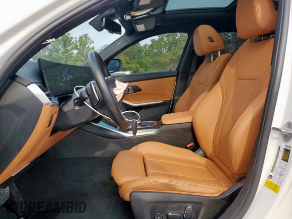 2024 BMW 3 Series 330i с VIN 3MW69FF01R8E09358, выставлен на аукционе Copart как лот 57148585 с пробегом 12 447 миль миль и Чистый • Clean title. История ставок и продаж доступна на DreamBid. Изображение 7.