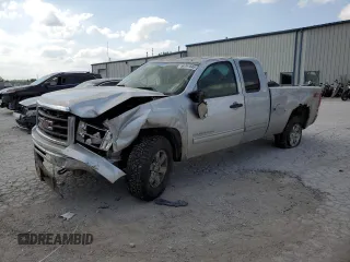 2011 GMC Sierra 1500 SLE z VIN 1GTR2VE3XBZ124583, wystawiony jako Copart lot #56791645 z przebiegiem 220 251 mil mil oraz Szkoda całkowita • Salvage title. Historia ofert i sprzedaży dostępna na DreamBid. Obrazek 1.