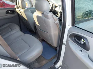 2007 Chevrolet TrailBlazer LT with VIN 1GNDT13S472161260, listed as a IAAI auction lot 41307816 with 183,439 mi miles. Bid and sale history available at carsss.com. Image 8.
