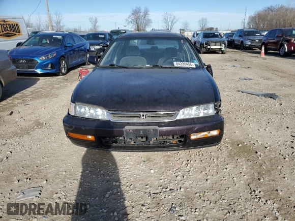 1997 Honda Accord Special Edition with VIN 1HGCD5607VA158019, listed as a Copart auction lot 84228404 with 181,309 mi miles and Salvage Title. Bid and sale history available at carsss.com. Image 5.