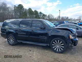2012 Chevrolet Suburban LT with VIN 1GNSCJE01CR230409, listed as a IAAI auction lot 41300524 with 278,451 mi miles. Bid and sale history available at carsss.com. Image 13.