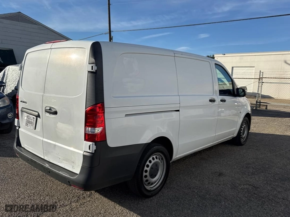 2020 Mercedes-Benz Metris Cargo Van with VIN W1YV0BEY0L3765028, listed as a Copart auction lot 80566154 with 2,814 mi miles and Clean Title. Bid and sale history available at carsss.com. Image 4.