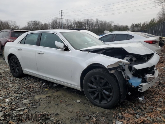 2015 Chrysler 300 Limited with VIN 2C3CCARG2FH849419, listed as a Copart auction lot 86607224 with 64,724 mi miles and Salvage Title. Bid and sale history available at carsss.com. Image 4.