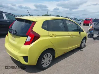 2015 Honda Fit LX z VIN 3HGGK5H58FM768970, wystawiony jako IAAI lot #42760686 z przebiegiem 89 531 mil mil oraz . Historia ofert i sprzedaży dostępna na DreamBid. Obrazek 6.
