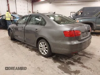 2011 Volkswagen Jetta SE with VIN 3VWDZ7AJXBM316686, listed as a IAAI auction lot 41218388 with 239,027 mi miles and . Bid and sale history available at DreamBid. Image 3.