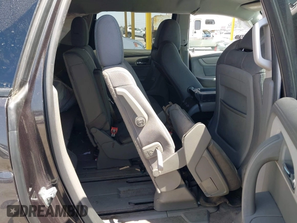 2017 Chevrolet Traverse LS z VIN 1GNKRFED1HJ154839, wystawiony jako IAAI lot #42304339 z przebiegiem Nie podano mil oraz . Historia ofert i sprzedaży dostępna na DreamBid. Obrazek 8.
