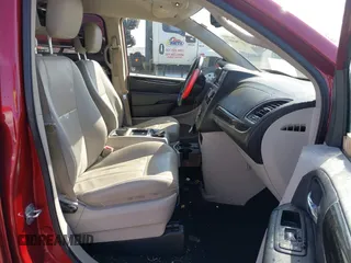 2013 Chrysler Town & Country Touring z VIN 2C4RC1BG7DR777172, wystawiony jako IAAI lot #41780881 z przebiegiem 196 768 mil mil oraz . Historia ofert i sprzedaży dostępna na DreamBid. Obrazek 5.
