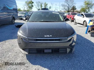 2025 Kia K4 LXS with VIN 3KPFT4DE2SE040332, listed as a Copart auction lot 49078615 with 8,977 mi miles and Salvage Title. Bid and sale history available at carsss.com. Image 5.