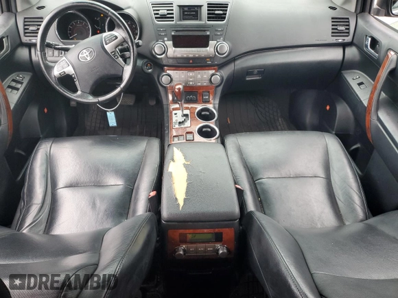 2011 Toyota Highlander Limited z VIN 5TDDK3EH0BS047928, wystawiony jako Copart lot #65211764 z przebiegiem 176 558 mil mil oraz Szkoda całkowita • Salvage title. Historia ofert i sprzedaży dostępna na DreamBid. Obrazek 8.