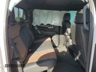 2024 Chevrolet Silverado 1500 High Country with VIN 1GCUDJEL1RZ151033, listed as a Copart auction lot 52334515 with 22,599 mi miles and Salvage Title. Bid and sale history available at DreamBid. Image 10.