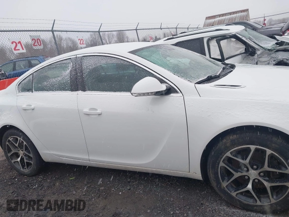 2017 Buick Regal Sport Touring z VIN 2G4GL5EX9H9164787, wystawiony jako IAAI lot #41729510 z przebiegiem 152 302 mil mil oraz . Historia ofert i sprzedaży dostępna na DreamBid. Obrazek 14.