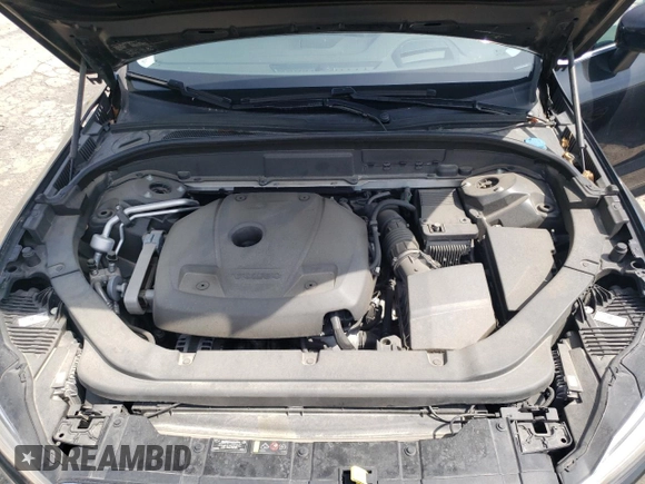 2018 Volvo XC60 Momentum with VIN LYVA22RKXJB074139, listed as a Copart auction lot 49112525 with 70,040 mi miles and Salvage title. Bid and sale history available at DreamBid. Image 12.