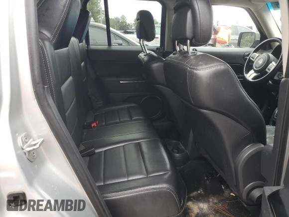 2011 Jeep Patriot Latitude X with VIN 1J4NF4GB8BD213030, listed as a Copart auction lot 45028325 with 114,492 mi miles and Clean Title. Bid and sale history available at DreamBid. Image 10.
