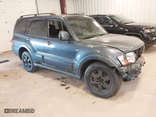 2005 Mitsubishi Montero LTD with VIN JA4MW51S05J000427, listed as a IAAI auction lot 41866896 with 158,494 mi miles. Bid and sale history available at carsss.com. Image 1.