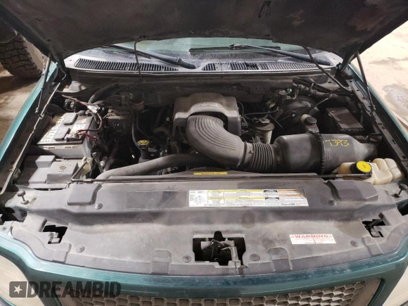 2001 Ford F-150 XLT with VIN 1FTRW08W41KD98737, listed as a Copart auction lot 64695065 with 179,158 mi miles and Clean title. Bid and sale history available at DreamBid. Image 11.