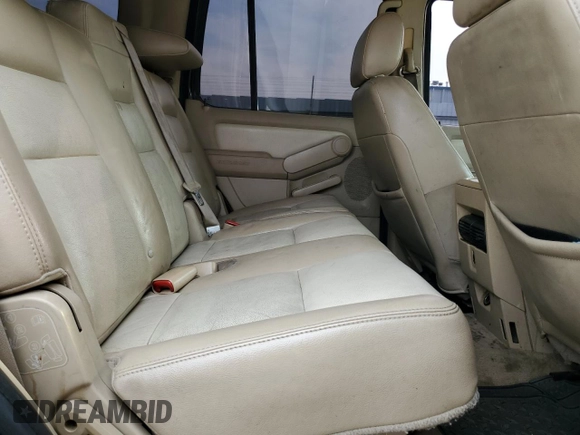 2006 Ford Explorer Limited z VIN 1FMEU65826ZA04224, wystawiony jako Copart lot #82591404 z przebiegiem 132 399 mil mil oraz Szkoda całkowita • Salvage title. Historia ofert i sprzedaży dostępna na DreamBid. Obrazek 11.