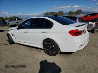 2018 BMW M3 with VIN WBS8M9C57J5L00828, listed as a Copart auction lot 42572923 with 33,042 mi miles. Bid and sale history available at carsss.com. Image 2.
