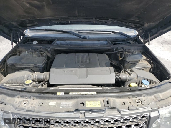 2011 Land Rover Range Rover HSE with VIN SALME1D46BA358747, listed as a Copart auction lot 60562035 with 114,385 mi miles and Clean title. Bid and sale history available at DreamBid. Image 12.