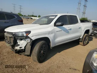 2023 Chevrolet Colorado 2WD LT z VIN 1GCPSCEK9P1202649, wystawiony jako Copart lot #56911145 z przebiegiem 49 921 mil mil oraz Szkoda całkowita • Salvage title. Historia ofert i sprzedaży dostępna na DreamBid. Obrazek 1.