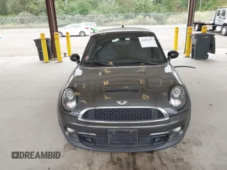 2012 MINI Hardtop S with VIN WMWSV3C52CTY19580, listed as a IAAI auction lot 42692197 with 90,745 mi miles and . Bid and sale history available at DreamBid. Image 13.