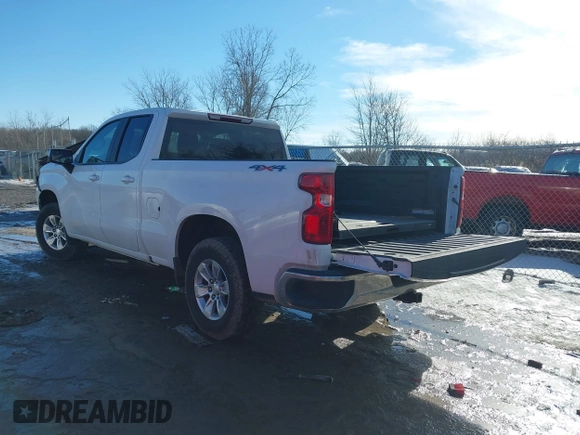 2020 Chevrolet Silverado 1500 LT with VIN 1GCRYDEK7LZ304671, listed as a IAAI auction lot 41460136 with 77,299 mi miles. Bid and sale history available at carsss.com. Image 3.