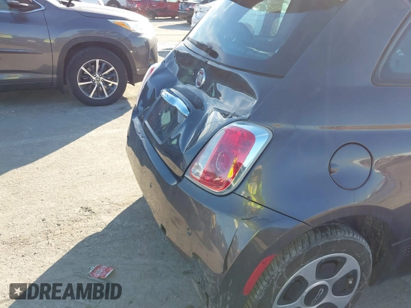 2017 FIAT 500e with VIN 3C3CFFGE6HT682417, listed as a IAAI auction lot 41432822 with 73,447 mi miles. Bid and sale history available at carsss.com. Image 20.