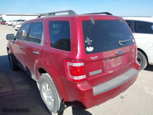 2008 Ford Escape XLT with VIN 1FMCU031X8KE48053, listed as a IAAI auction lot 41755683 with 176,144 mi miles. Bid and sale history available at carsss.com. Image 3.