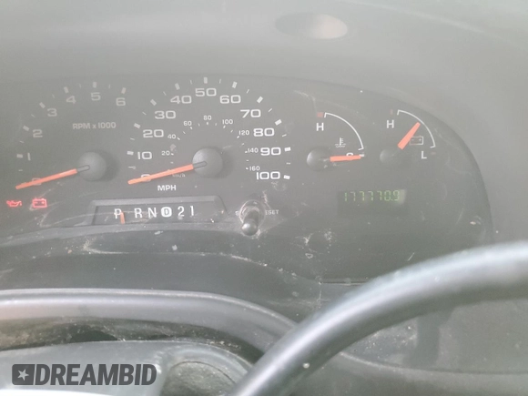 2008 Ford Econoline Cargo Commercial with VIN 1FTNE24L48DA10865, listed as a Copart auction lot 70858474 with 177,770 mi miles and Salvage Title. Bid and sale history available at DreamBid. Image 9.