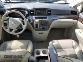 2014 Nissan Quest SV z VIN JN8AE2KP0E9105480, wystawiony jako Copart lot #55634095 z przebiegiem 122 369 mil mil oraz Szkoda całkowita • Salvage title. Historia ofert i sprzedaży dostępna na DreamBid. Obrazek 8.