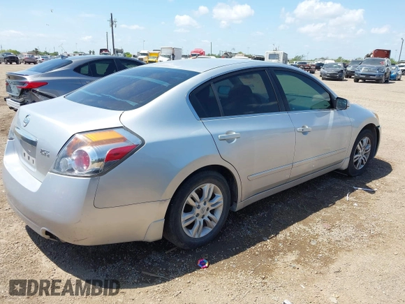 2010 Nissan Altima S with VIN 1N4AL2AP2AN494827, listed as a IAAI auction lot 42032924 with 273,491 mi miles and . Bid and sale history available at carsss.com. Image 4.