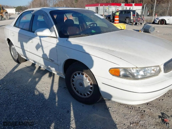 1997 Buick Century Limited with VIN 2G4WY52M2V1472840, listed as a IAAI auction lot 41773726 with 83,153 mi miles. Bid and sale history available at carsss.com. Image 1.
