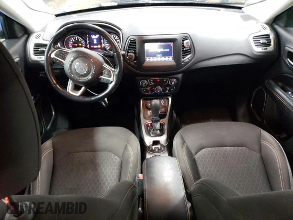 2020 Jeep Compass Sport с VIN 3C4NJDAB5LT149277, выставлен на аукционе Copart как лот 45512905 с пробегом 78 251 миль миль и Списание • Salvage title. История ставок и продаж доступна на DreamBid. Изображение 8.