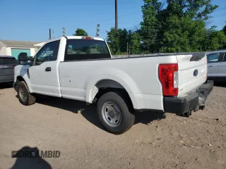 2019 Ford F-250 XL with VIN 1FTBF2A68KEG63053, listed as a Copart auction lot 61022255 with Not provided miles and Salvage title. Bid and sale history available at DreamBid. Image 2.