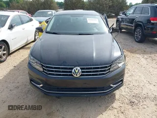 2017 Volkswagen Passat S z VIN 1VWAT7A31HC046232, wystawiony jako IAAI lot #42168299 z przebiegiem 88 658 mil mil oraz . Historia ofert i sprzedaży dostępna na DreamBid. Obrazek 12.