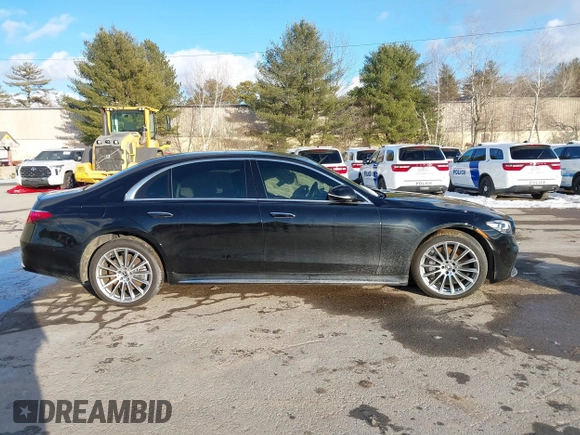 2023 Mercedes-Benz S-Class S 580 with VIN W1K6G7GB4PA190868, listed as a IAAI auction lot 41492193 with 15,776 mi miles. Bid and sale history available at carsss.com. Image 13.