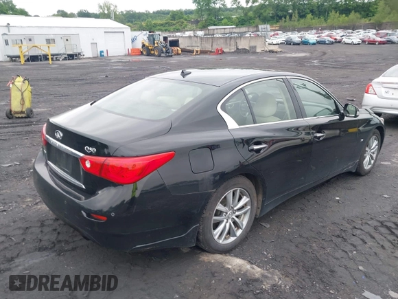 2014 Infiniti Q50 Premium z VIN JN1BV7AR3EM697330, wystawiony jako IAAI lot #42536087 z przebiegiem 231 222 mil mil oraz . Historia ofert i sprzedaży dostępna na DreamBid. Obrazek 4.